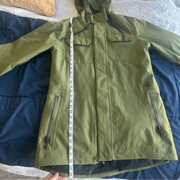 Women's Olive Green Volcom Snowboard Jacket - Picture 4 of 10